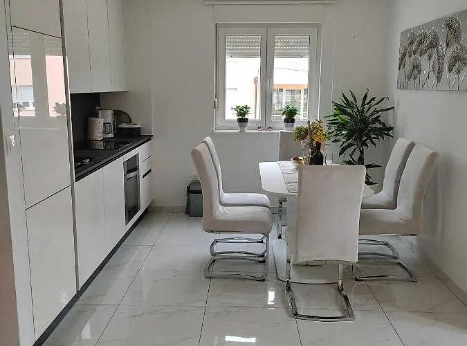 Valsaline 2182 Διαμέρισμα Πούλα