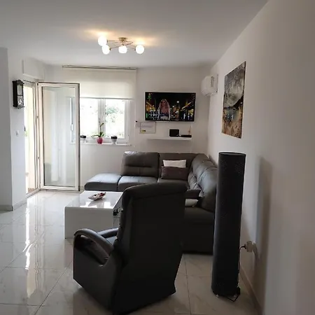 Apartman Valsaline 2182 *