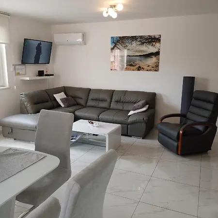 Daire Valsaline 2182 Pula